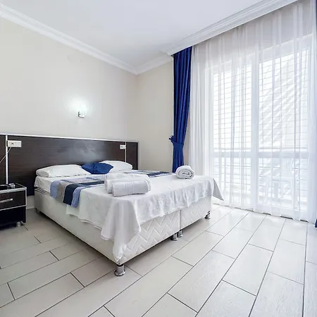 Aristo Hotel 3*